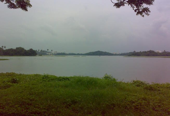 Vihar-Lake